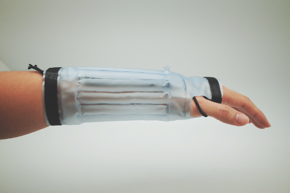 行業動態|自包式氣動夾板